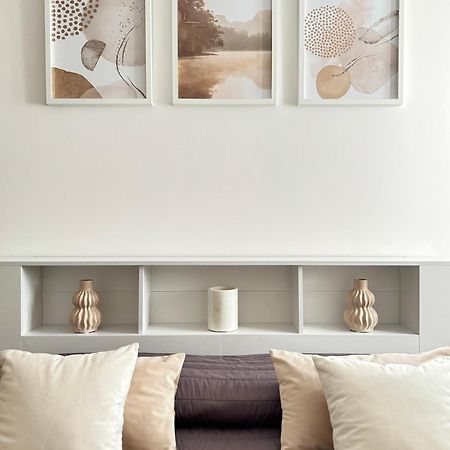 Family Stylish Apartment Norcia Bagian luar foto