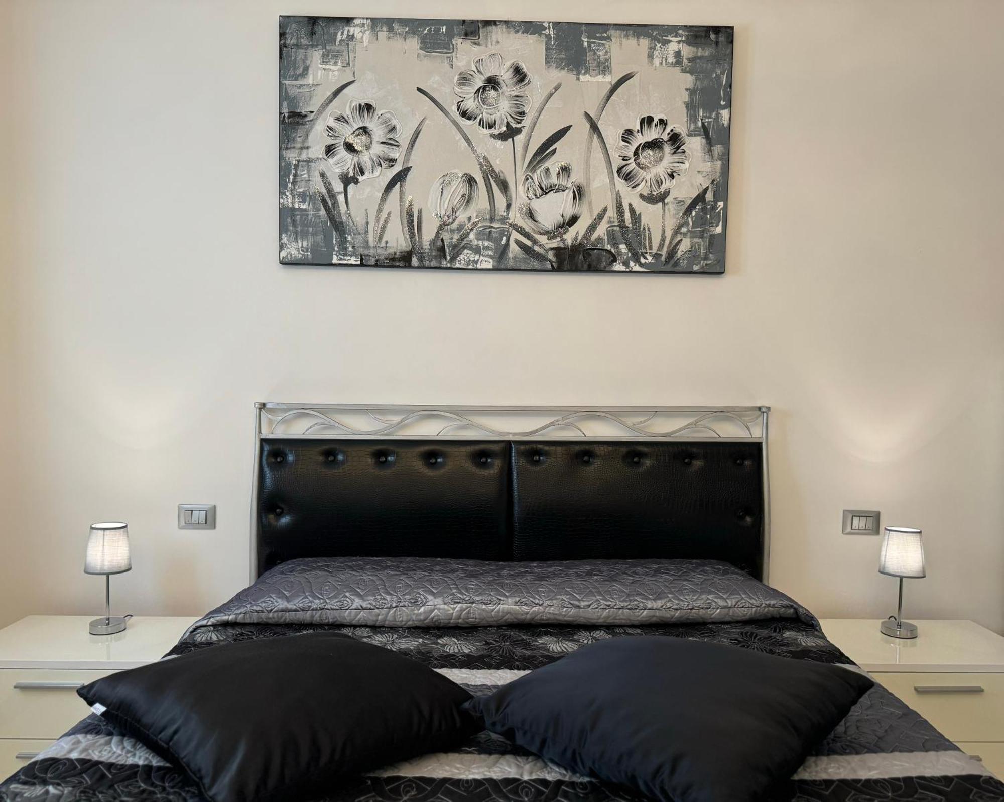 Family Stylish Apartment Norcia Bagian luar foto